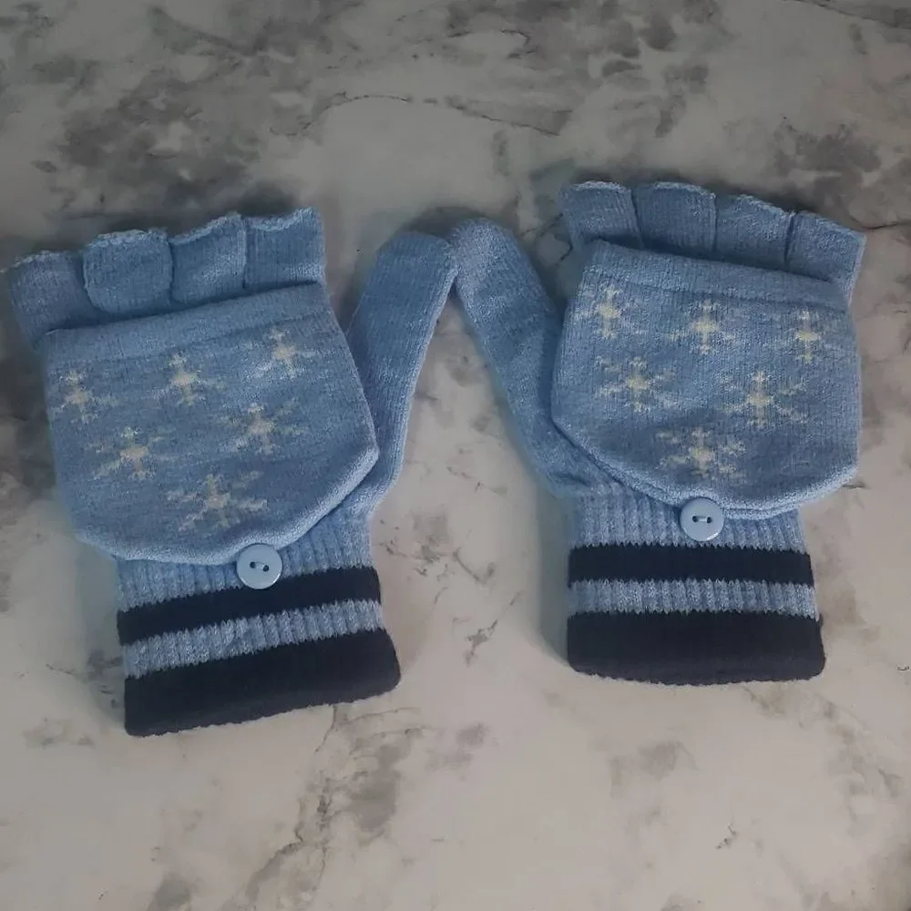 Blue/White Snowflakes Mittens /Gloves‎